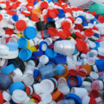 Raccolta tappi di plastica